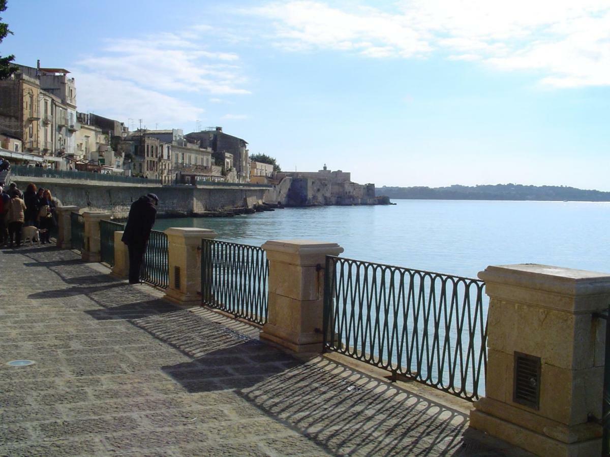 Appartement Sole d'Ortigia à Syracuse Extérieur photo